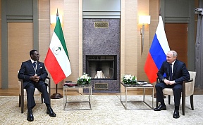 Talks between H.E. Vladimir PUTIN, President of Russia, and H.E. Teodoro OBIANG NGUEMA MBASOGO, President of Equatorial Guinea Talks between H.E. Vladimir PUTIN, President of Russia, and H.E. Teodoro OBIANG NGUEMA MBASOGO, President of Equatorial Guinea