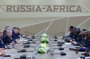 Negotiations Between H.E. Vladimir PUTIN, President of Russia, and H.E. Paul BIYA, President of Cameroon