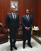 Meeting between H.E. Georgy TODUA, Russian Ambassador to Cameroon, and H.E. Paul ATANGA NJI, Minister of Territorial Administration of Cameroon